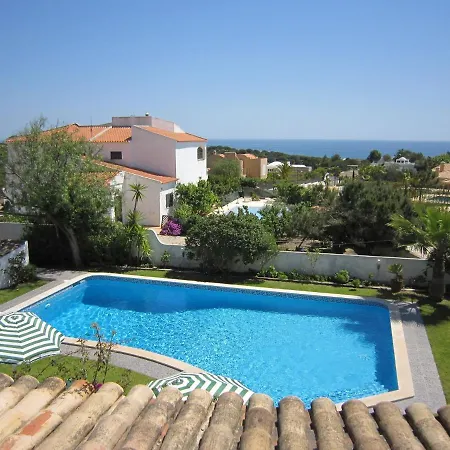 Villa In With Pool & Ocean Views