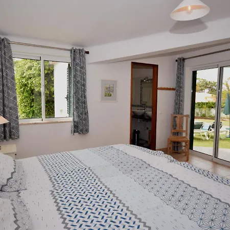 וילה In With Pool & Ocean Views