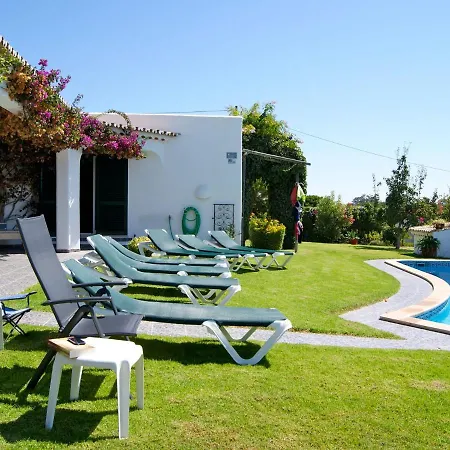 Vila In With Pool & Ocean Views