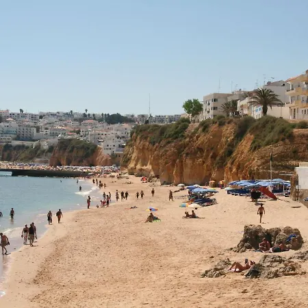 In With Pool & Ocean Views Vila Albufeira