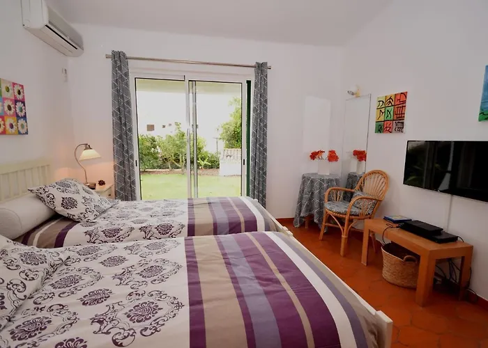 In With Pool & Ocean Views