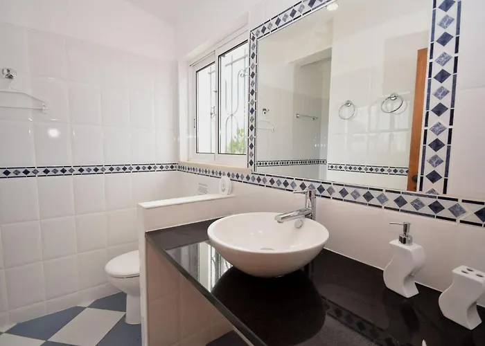 Willa In With Pool & Ocean Views