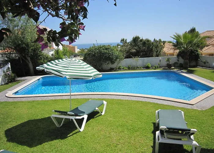 Willa In With Pool & Ocean Views *